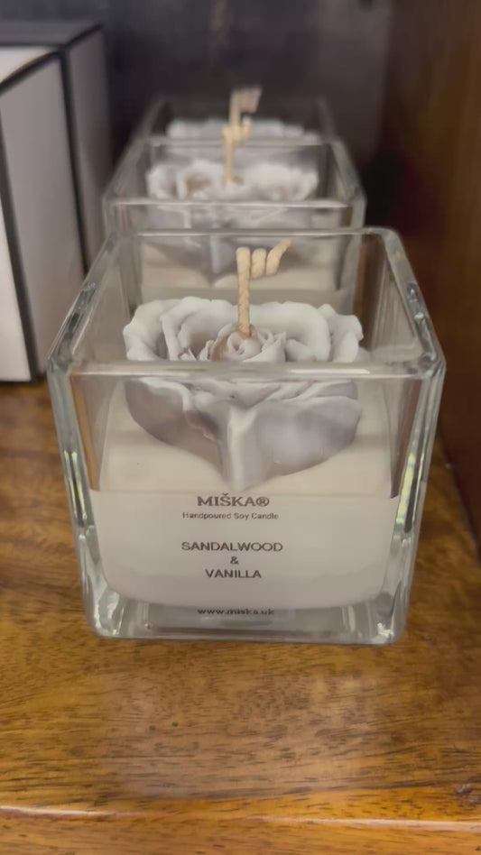 Sandalwood & Vanilla